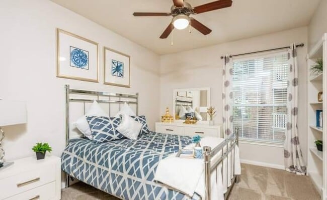 Building Photo - 1 bedroom in The Woodlands TX 77382