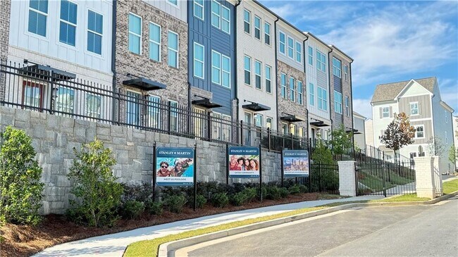 Building Photo - 1475 Creekside Cir NW