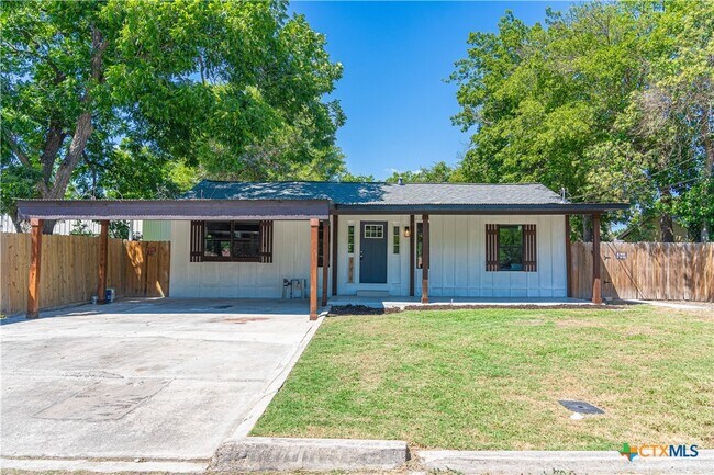 Foto del edificio - 159 S Hackberry Ave