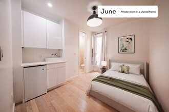Building Photo - Room in Shared 4 bed/4 bath home in Ditmas Park