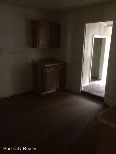 Building Photo - 3 br, 1 bath House - 3442 Palm Rd