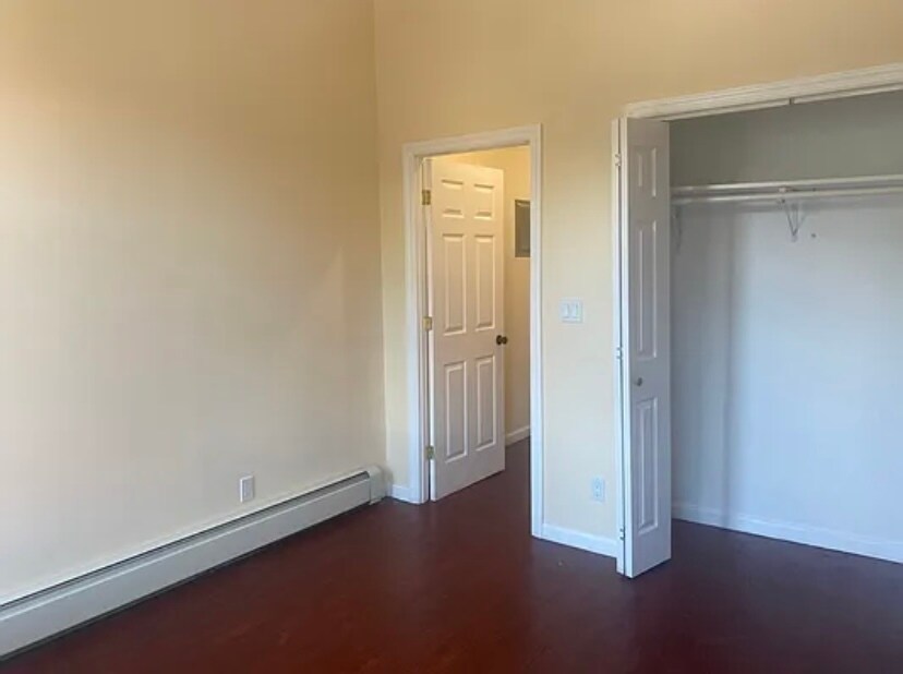 Building Photo - 544 Franklin Ave