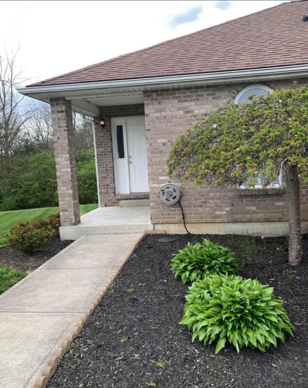 Foto del edificio - 807 Tamarack Ct