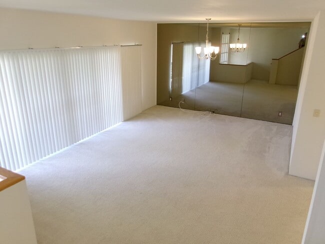 Building Photo - Moanalua Village #1C