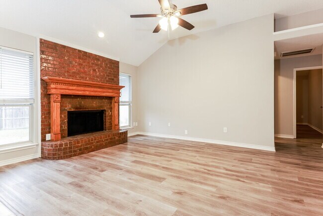 Foto del edificio - 1506 Chapman Dr