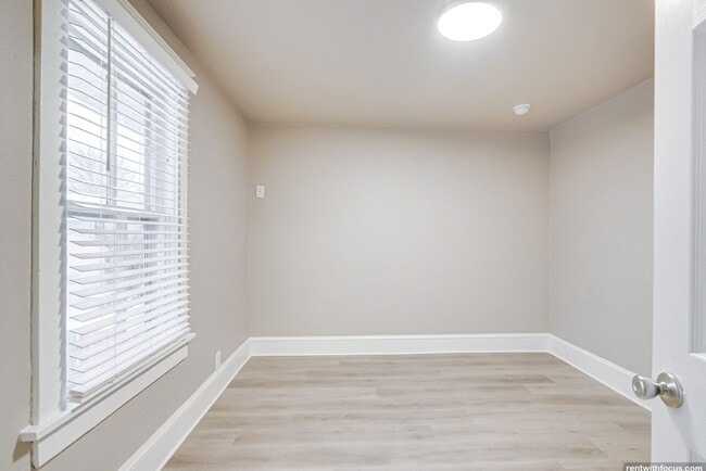 Foto del edificio - 712 W Lorain St