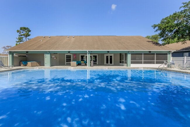 Building Photo - Ariel Springs