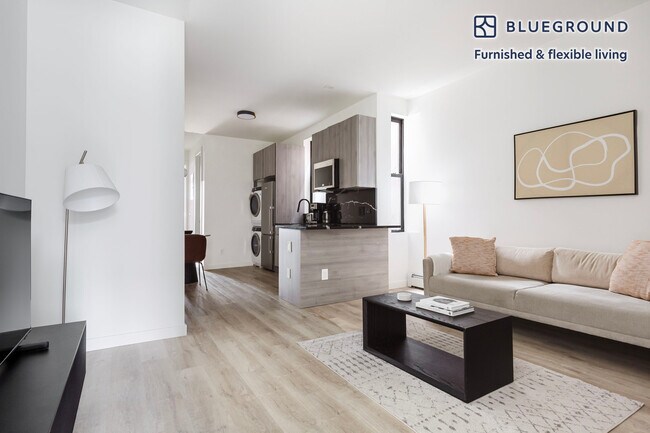 Foto del edificio - 111 Huron St