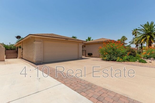 Building Photo - 26002 S La Cite Dr