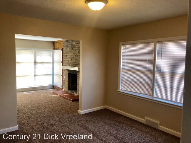 Building Photo - 3 br, 1.5 bath House - 3719 Chevy Chase Rd.