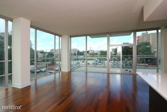 Foto del edificio - 1624 W Division St