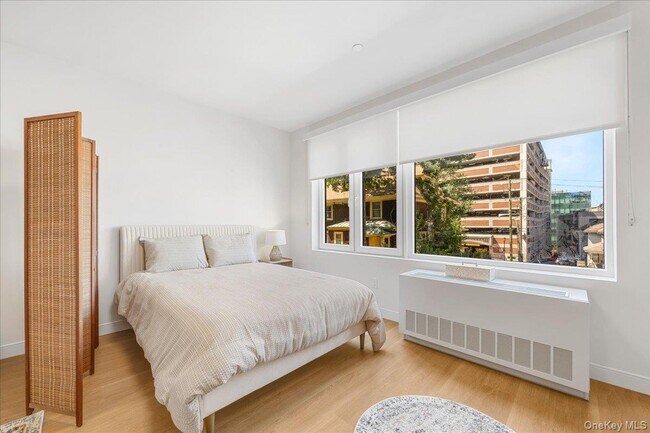 Foto del edificio - 8 Chester Ave