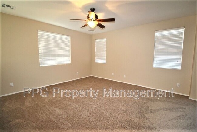 Foto del edificio - 17656 N 114th Ln