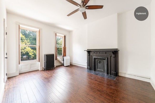 Foto del edificio - 811 Halsey Street