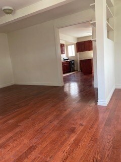 living room - 1900 N Mariposa Ave