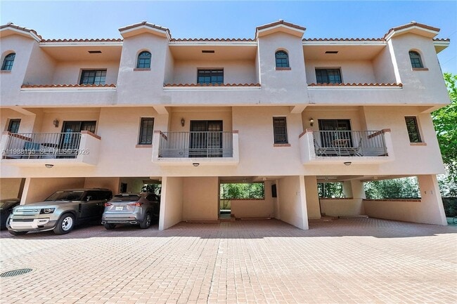 Foto del edificio - 231 Majorca Ave