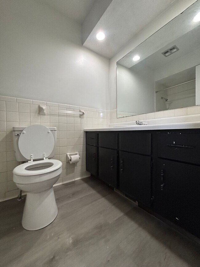 Foto del edificio - Come see this 1 bedroom 1 bathroom recentl...