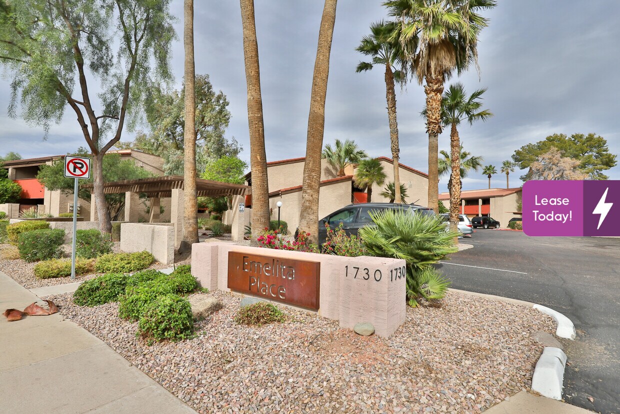 Primary Photo - 1730 W Emelita Ave