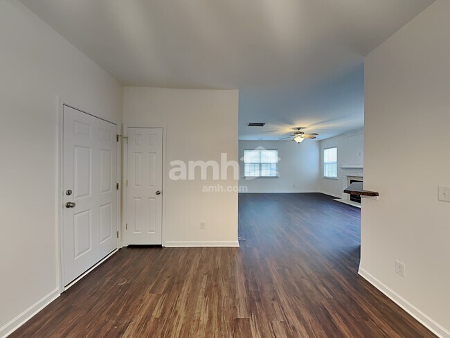 Foto del edificio - 5116 Abercromby St