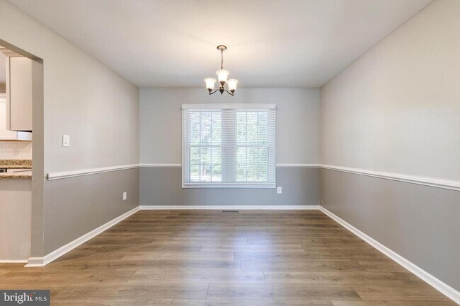 Building Photo - Welcome to 7904 Severn Hills Way! A 3bd 2....
