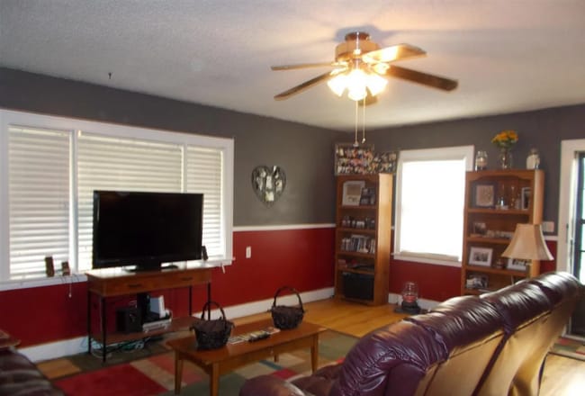 Building Photo - Call this home your HOME!