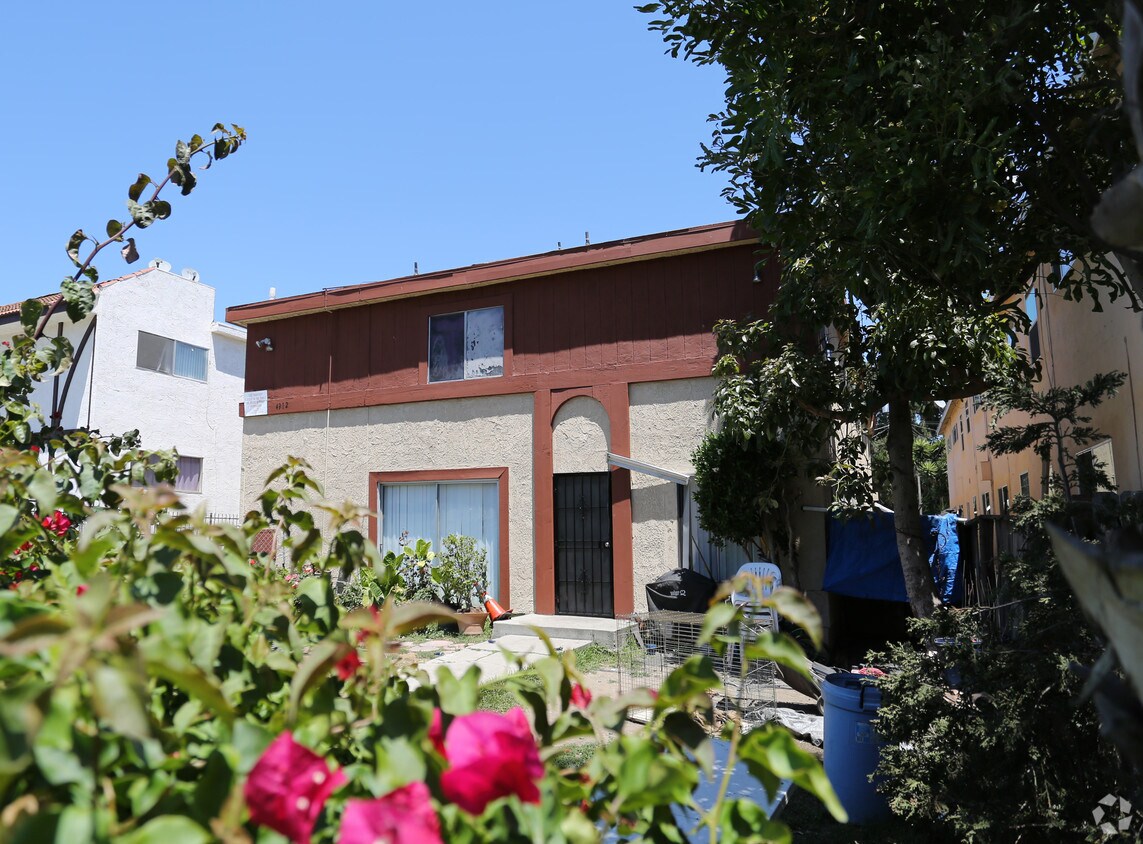 Building Photo - 4912 S Slauson Ave