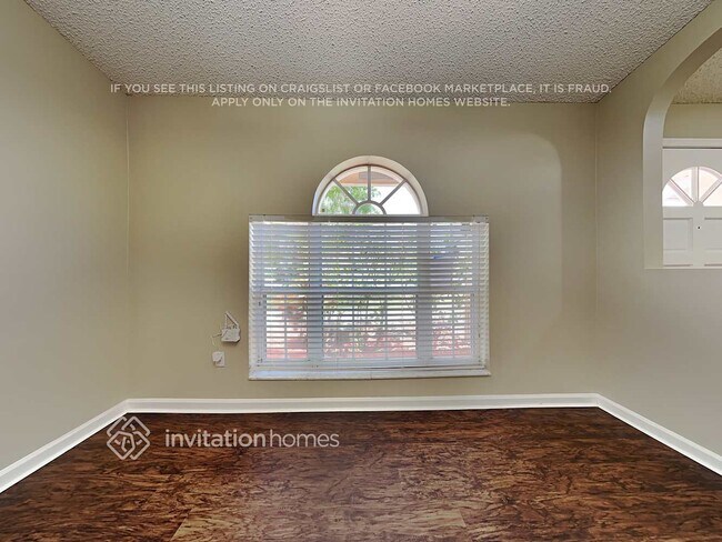 Foto del edificio - 13837 Folkestone Cir