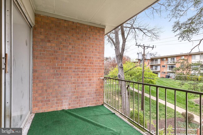 Building Photo - 3712 N Rosser St