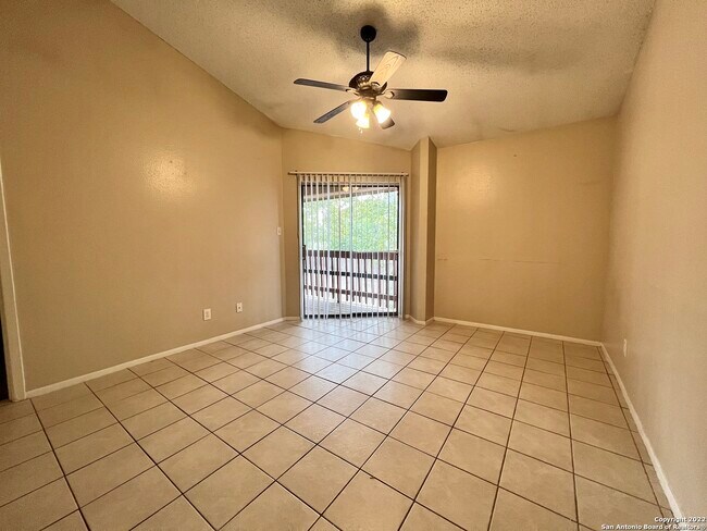 Foto del edificio - 3616 Fairmeadows St
