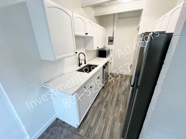Foto del edificio - 2253 S 700 E
