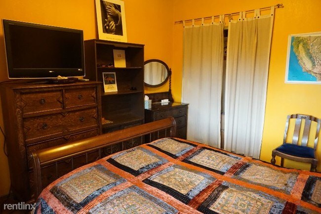 Foto del edificio - 3 br, 3 bath House - 7 Carpenter Court