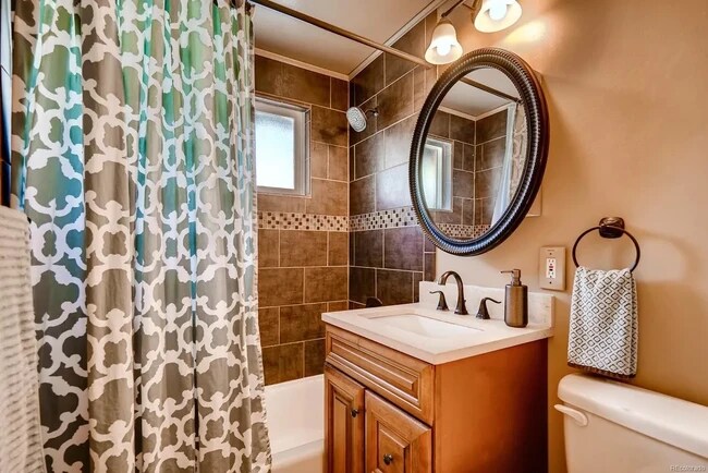 bathroom 1 - 1220 S Benton St House