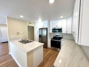 Building Photo - 18229 Olympic Ct