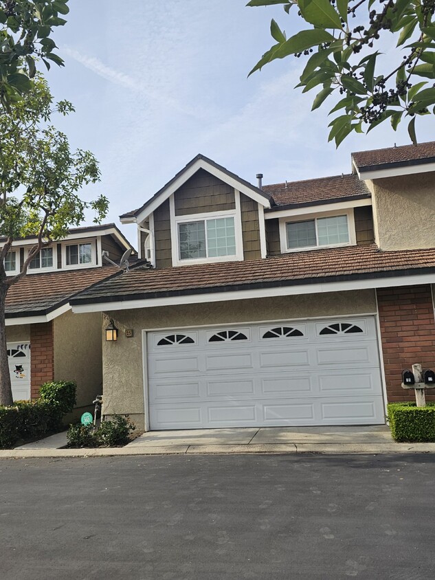 Photo - 25 Weepingwood (Irvine, CA)