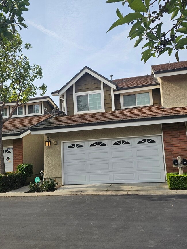 Photo - 25 Weepingwood Townhome