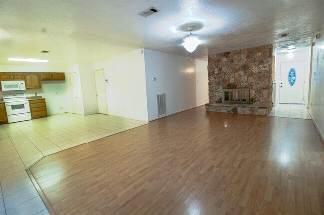 Building Photo - 4447 Brookhead Trail