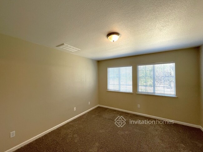 Foto del edificio - 2799 Silhouettes St