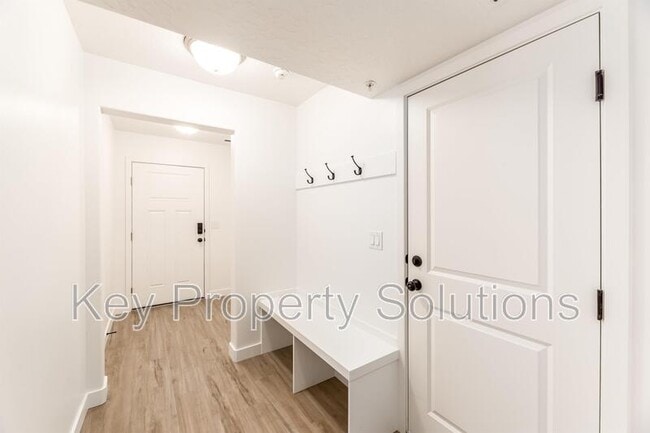 Photo - 4204 W Gooseneck Ct Apartment