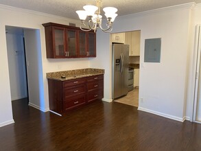 Building Photo - 300 Waterway Dr S