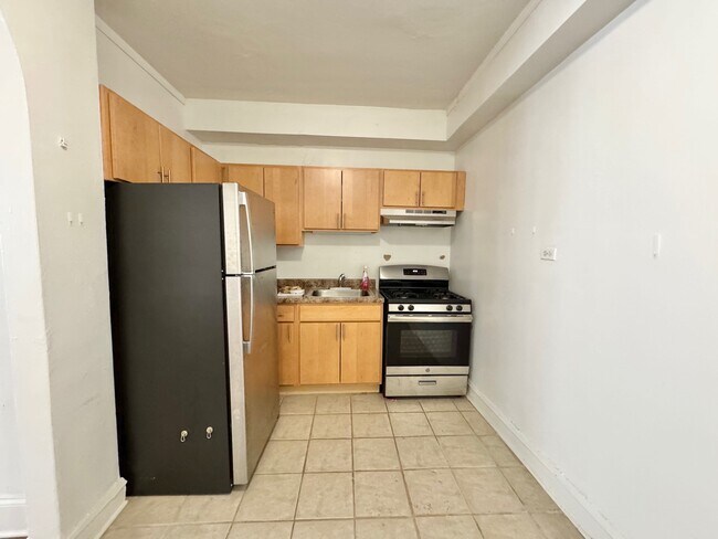 Foto del edificio - 2336 N Commonwealth Ave