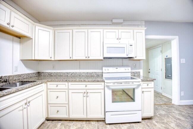 Foto del edificio - 2423 Shafer St