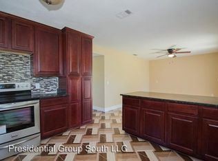 Foto del edificio - 2 Sweetbay Ln