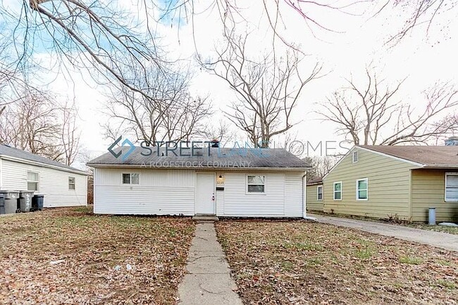 Building Photo - 3235 N Euclid Ave