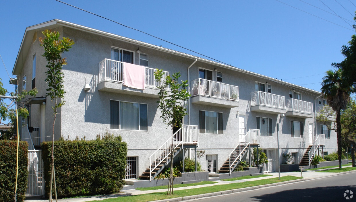 5 Unit Building - Selby Rose Townhome