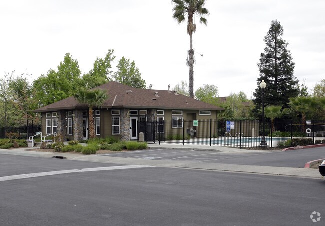 Cottage Estates Apartments Sacramento Ca Apartments Com