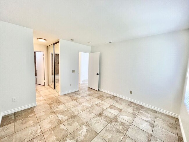 Building Photo - 8445 Westmore Rd