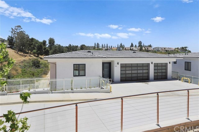 Foto del edificio - 7262 Lake Crest Ln