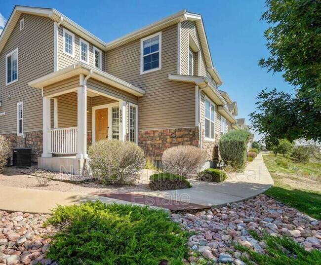 Building Photo - 8099 Elk River View