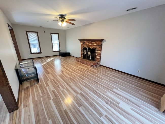 Building Photo - 11906 Lockett Ridge Pl