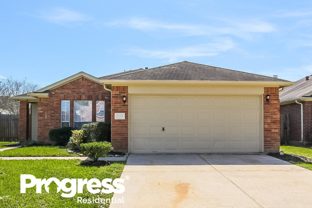 Foto principal - 2115 Beacon Light Ln